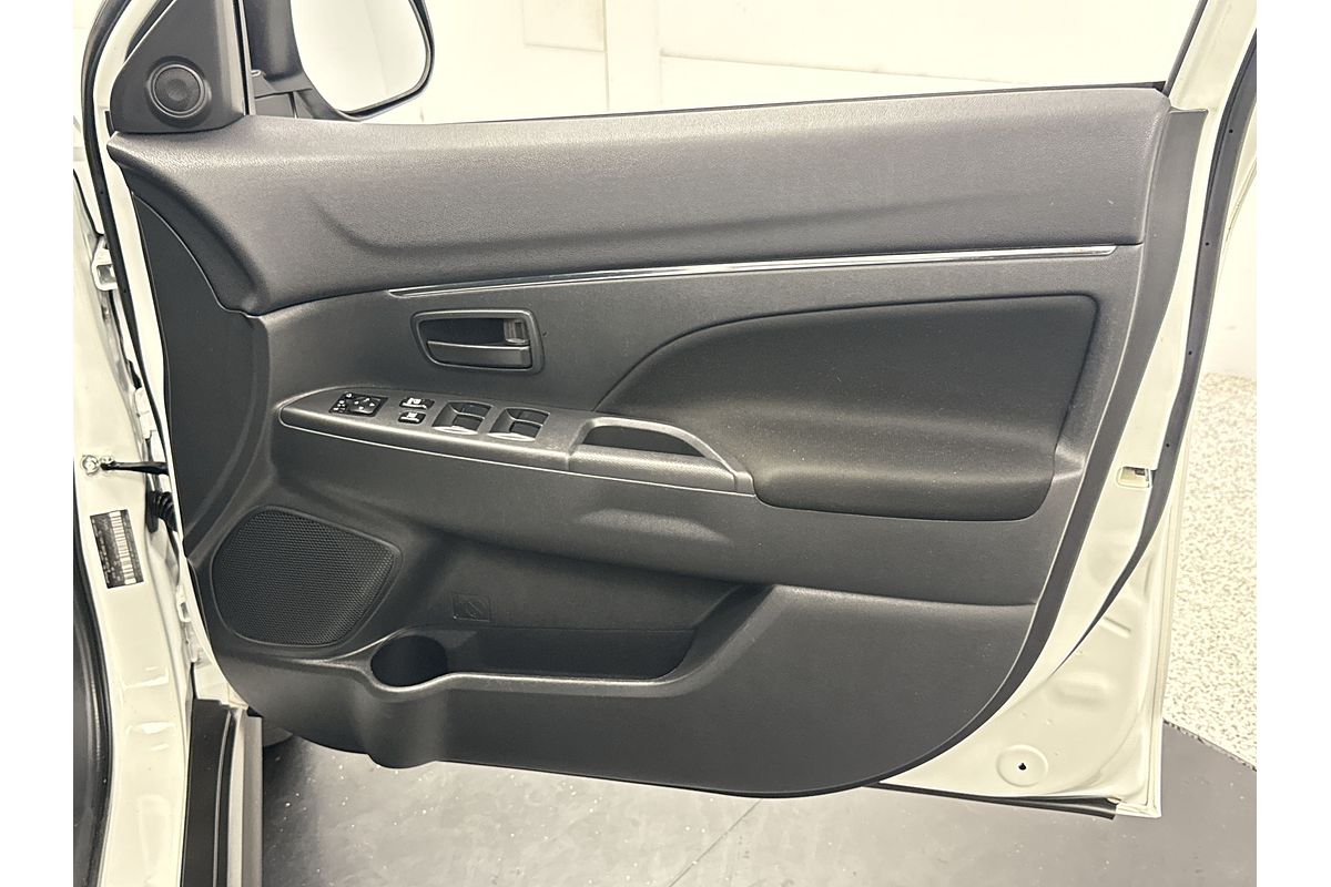 2019 Mitsubishi ASX ES XC