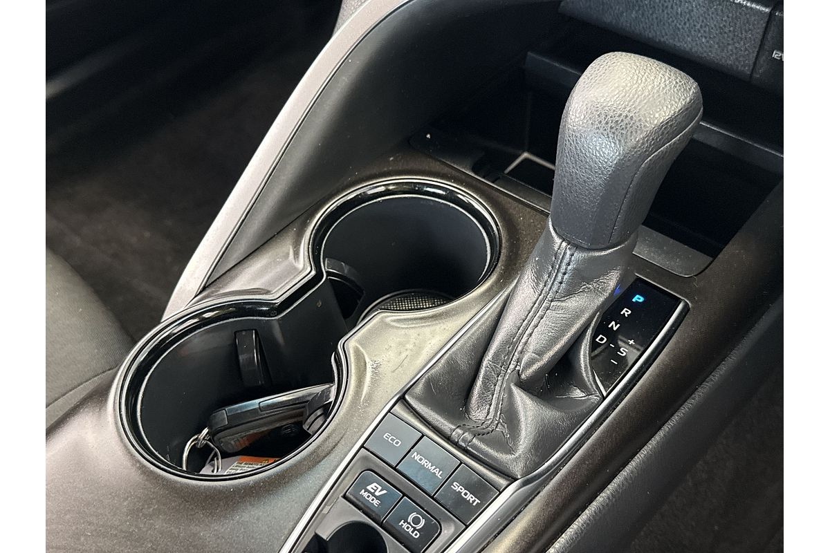 2024 Toyota Camry Ascent AXVH70R