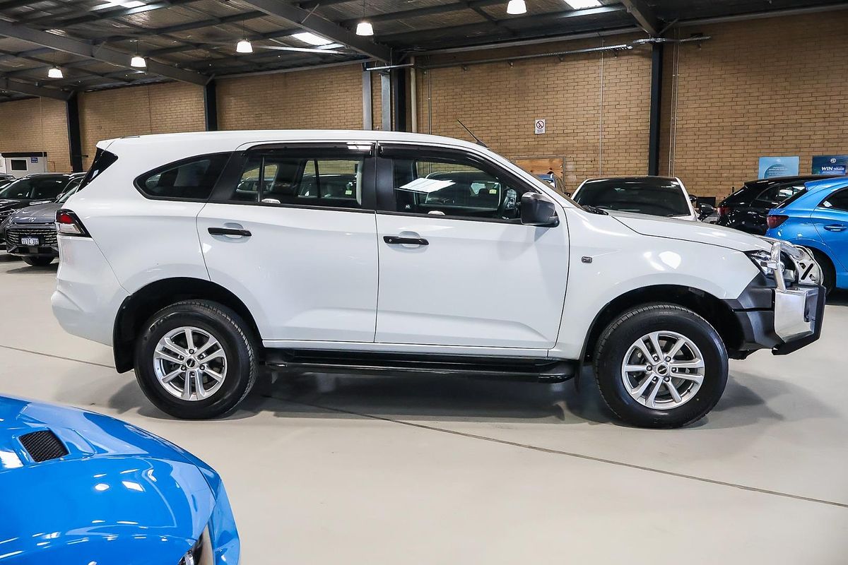 2021 Isuzu MU-X LS-M