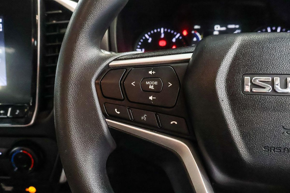 2021 Isuzu MU-X LS-M