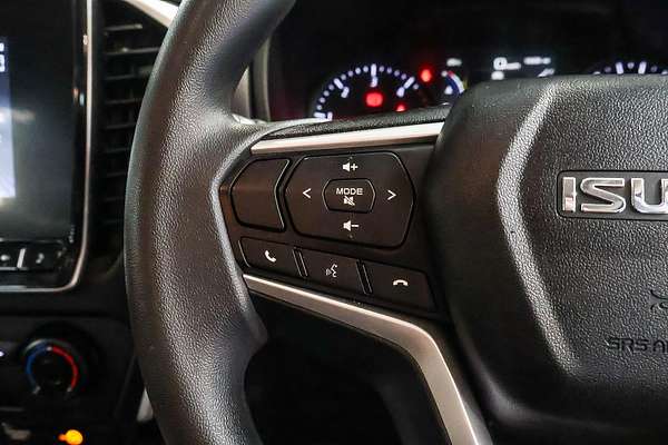 2021 Isuzu MU-X LS-M