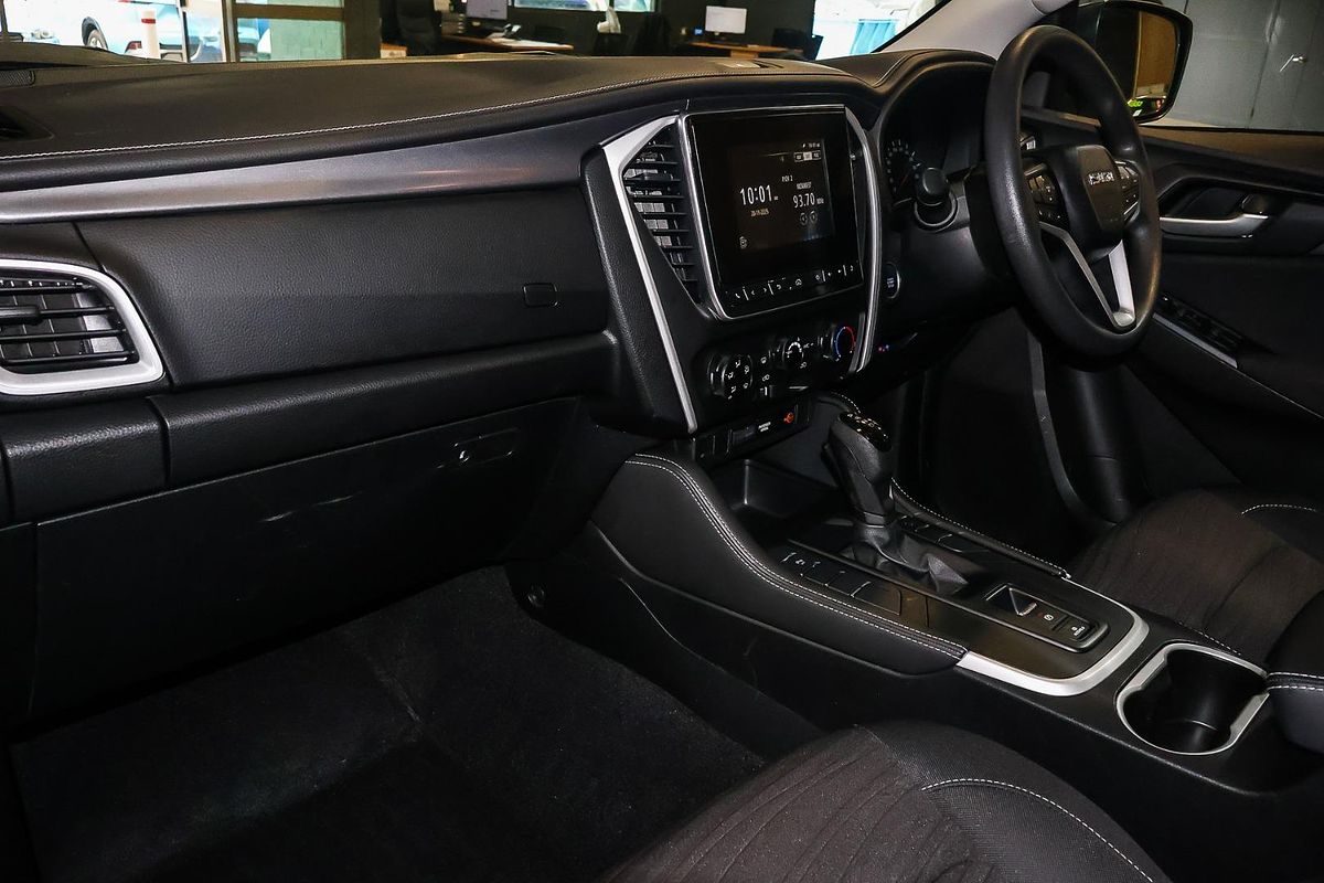 2021 Isuzu MU-X LS-M