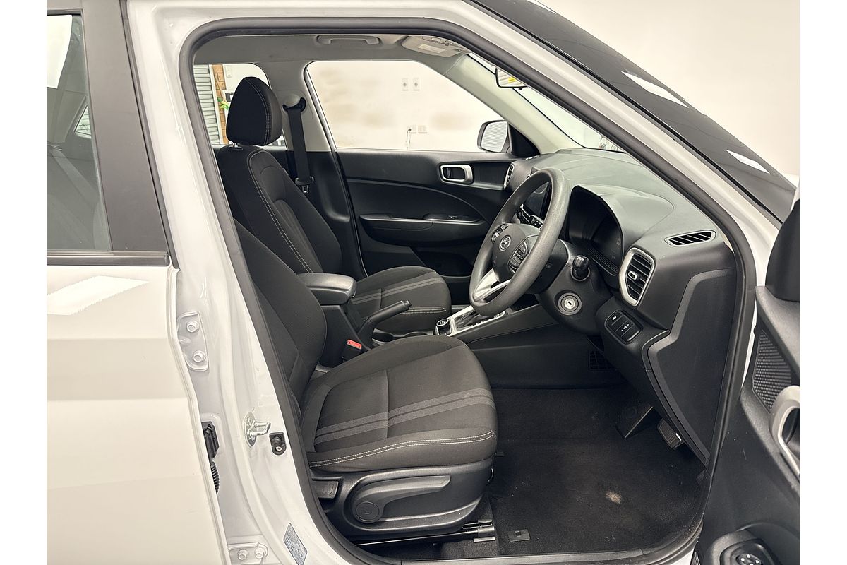 2023 Hyundai Venue Active QX.V5