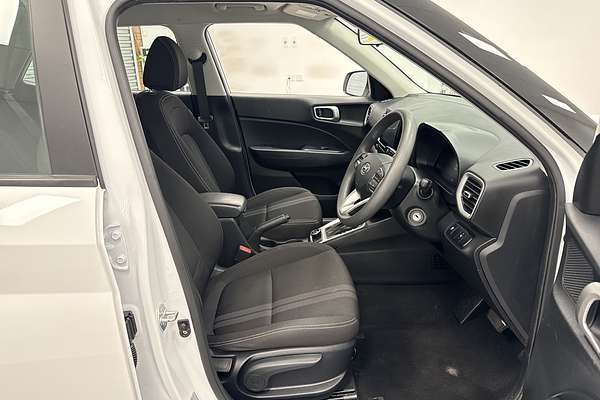 2023 Hyundai Venue Active QX.V5