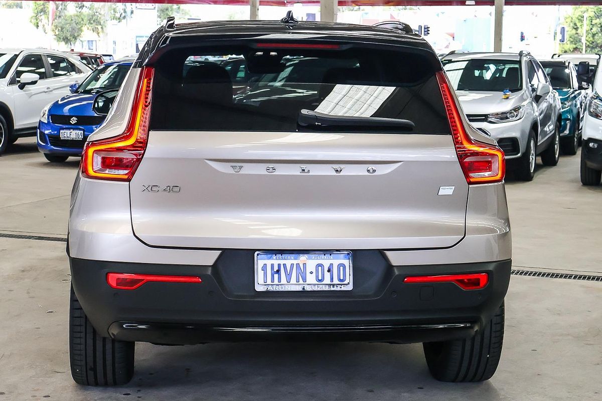 2022 Volvo XC40 Recharge Pure Electric