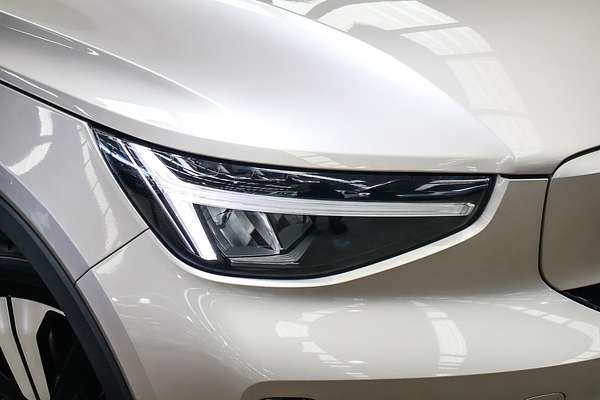 2022 Volvo XC40 Recharge Pure Electric