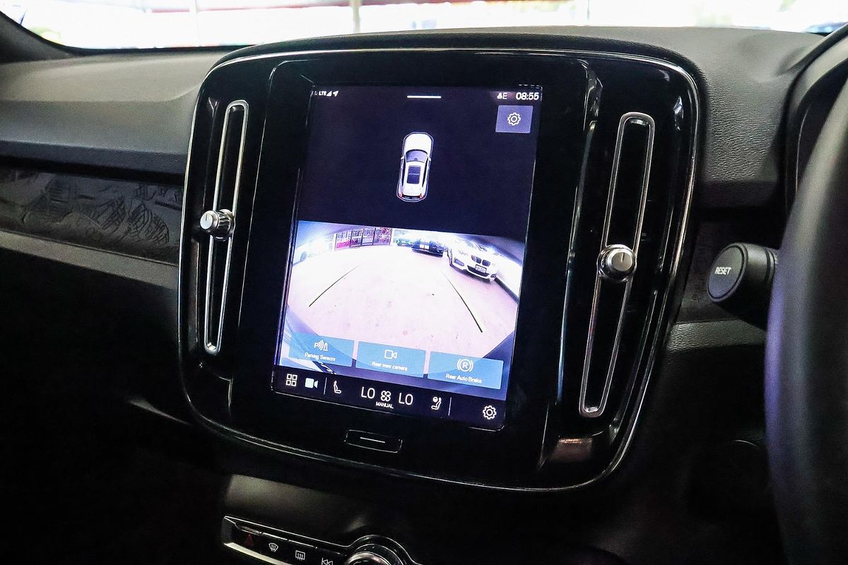 2022 Volvo XC40 Recharge Pure Electric