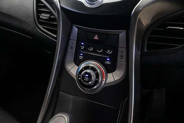 2013 Hyundai Elantra Active MD2
