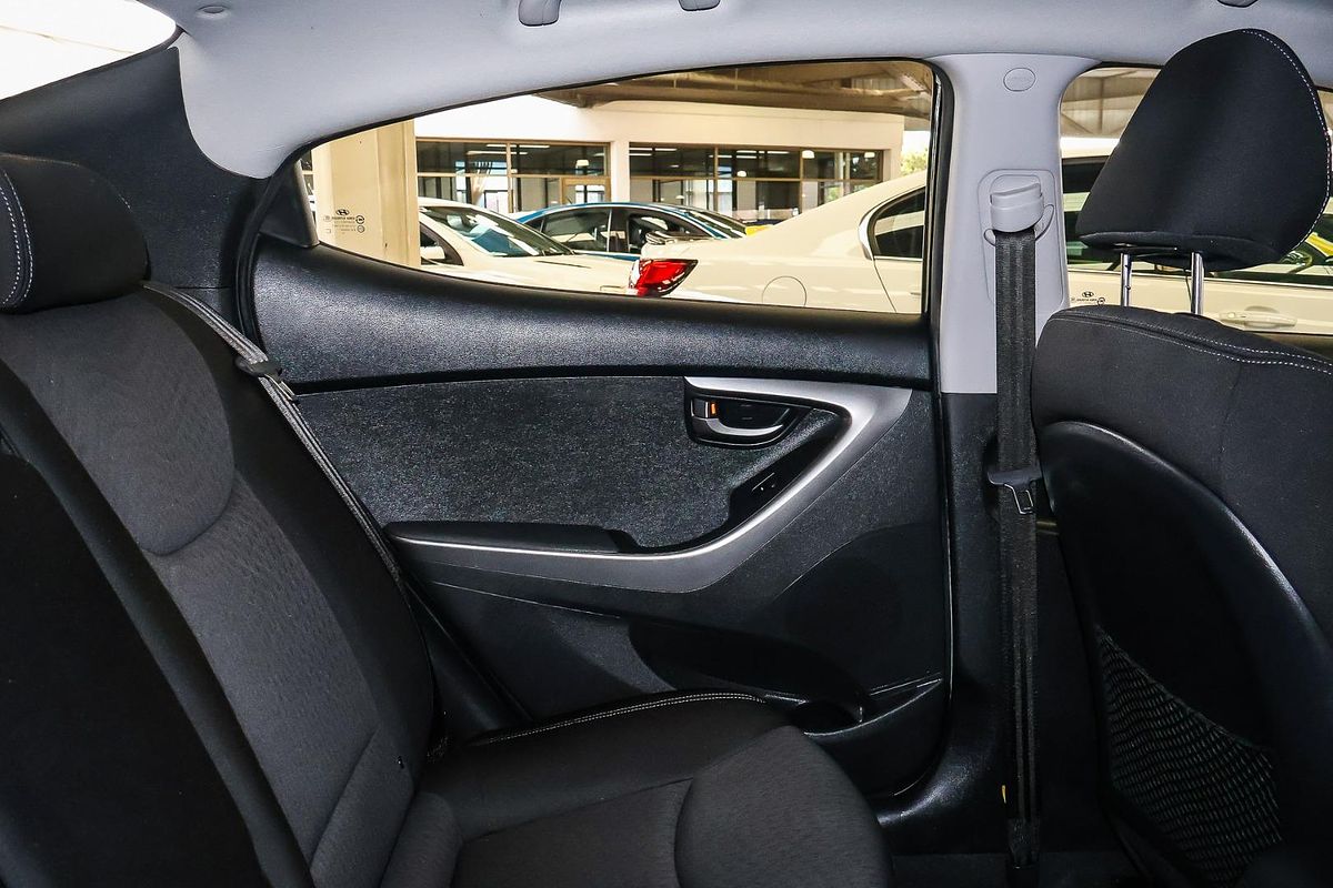 2013 Hyundai Elantra Active MD2