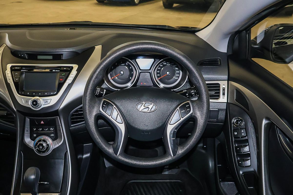 2013 Hyundai Elantra Active MD2