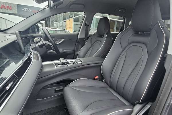 2025 Chery Tiggo 7 Pro URBAN BLACK EDITION PHEV