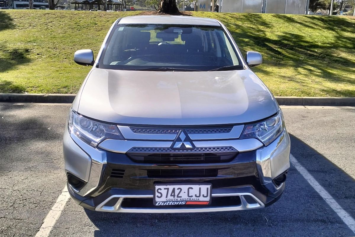 2021 Mitsubishi Outlander ES ZL