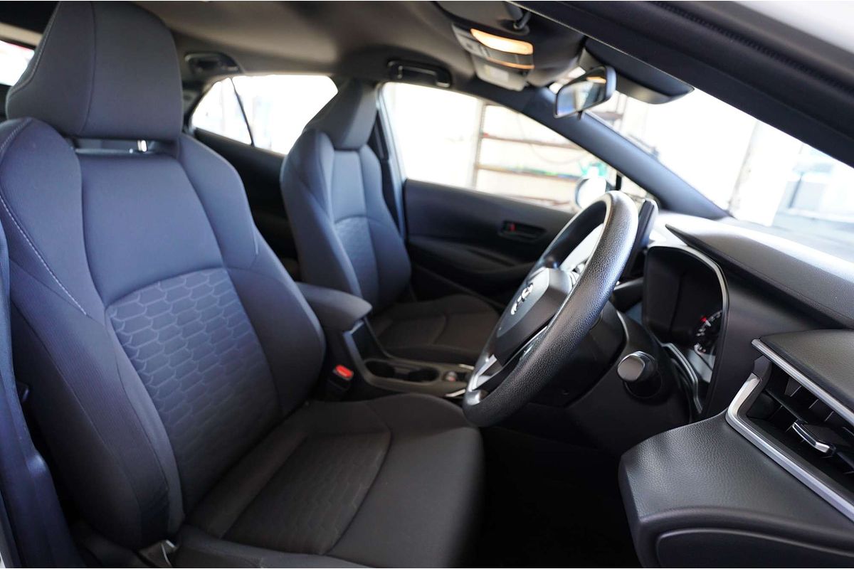 2022 Toyota Corolla Ascent Sport Hybrid ZWE211R