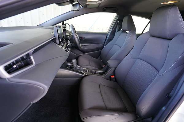 2022 Toyota Corolla Ascent Sport Hybrid ZWE211R