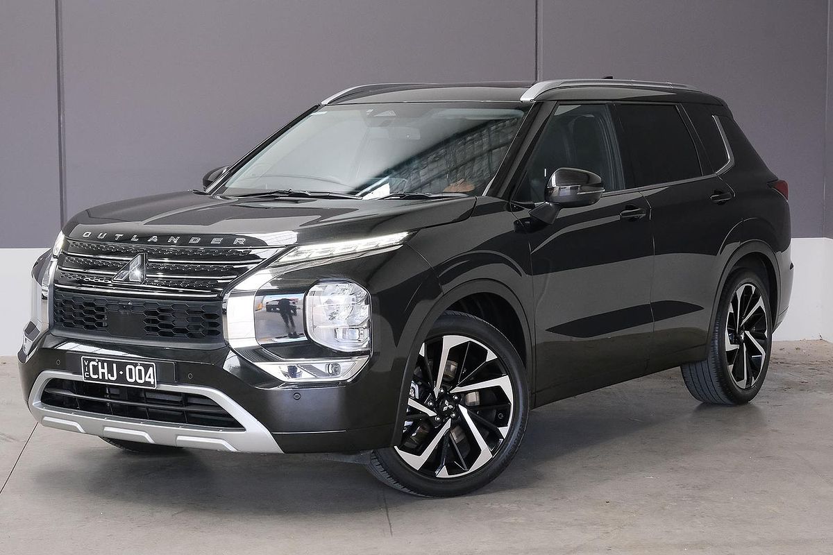 2022 Mitsubishi Outlander Exceed ZM