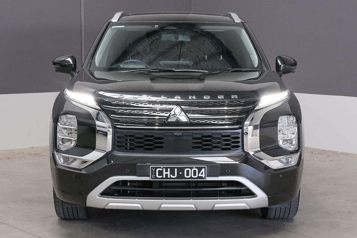 2022 Mitsubishi Outlander Exceed ZM