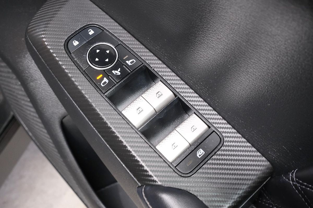 2022 Mitsubishi Outlander Exceed ZM