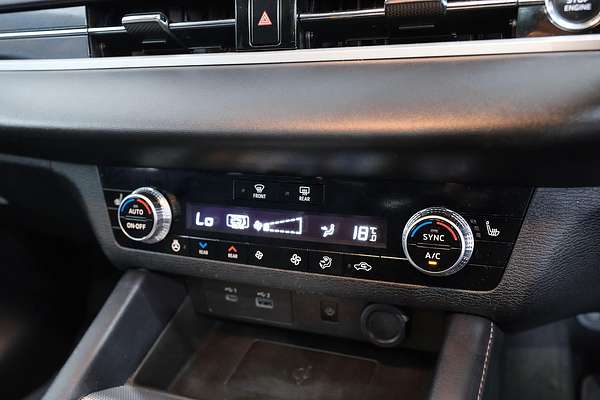 2022 Mitsubishi Outlander Exceed ZM