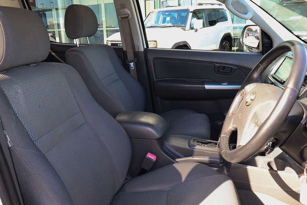 2013 Toyota Hilux SR5 KUN26R 4X4