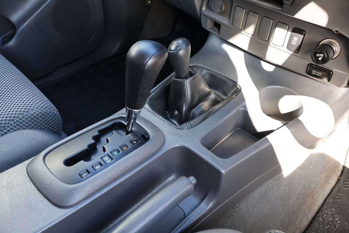 2013 Toyota Hilux SR5 KUN26R 4X4