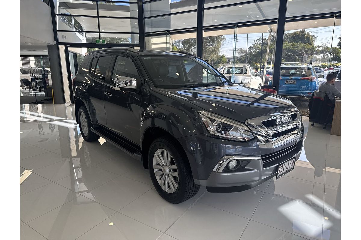 2018 Isuzu MU-X LS-T