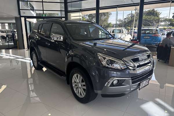 2018 Isuzu MU-X LS-T