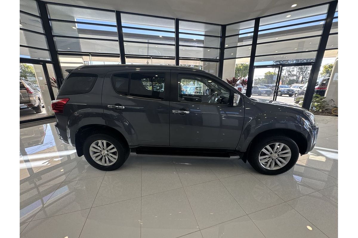 2018 Isuzu MU-X LS-T