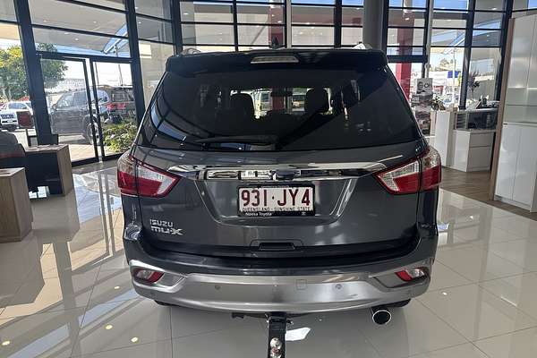 2018 Isuzu MU-X LS-T