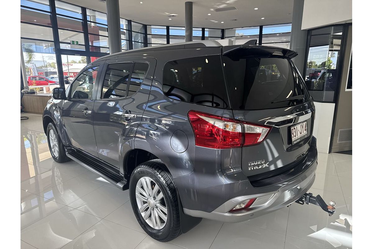 2018 Isuzu MU-X LS-T