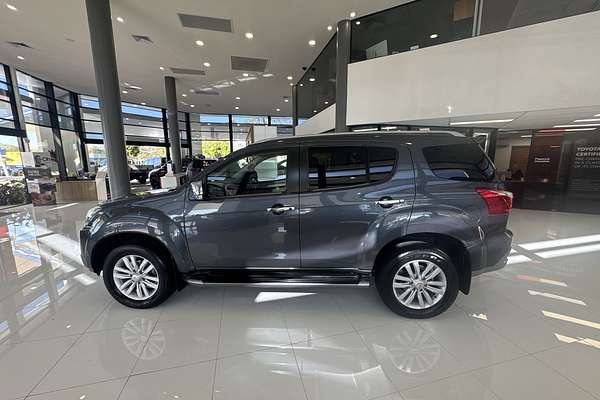 2018 Isuzu MU-X LS-T