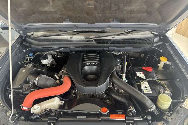 2018 Isuzu MU-X LS-T