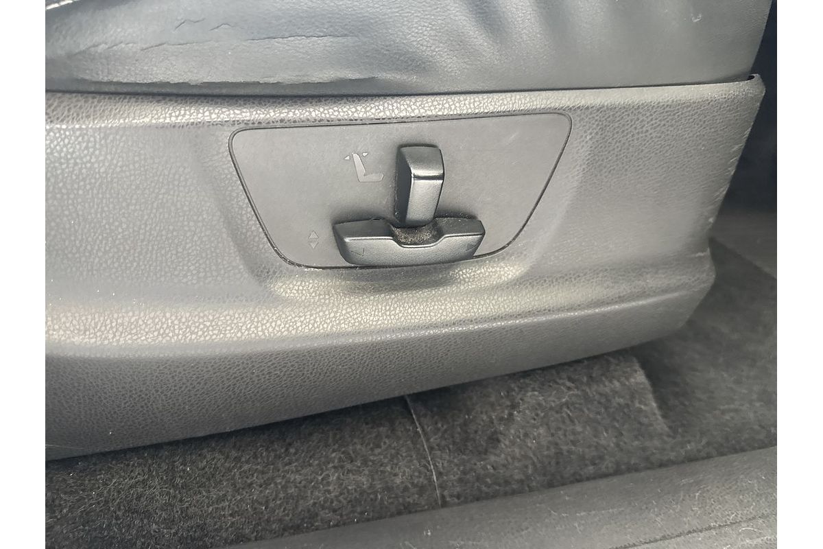 2018 Isuzu MU-X LS-T