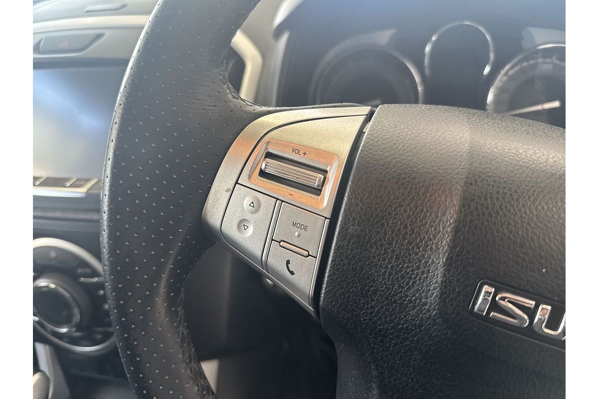 2018 Isuzu MU-X LS-T