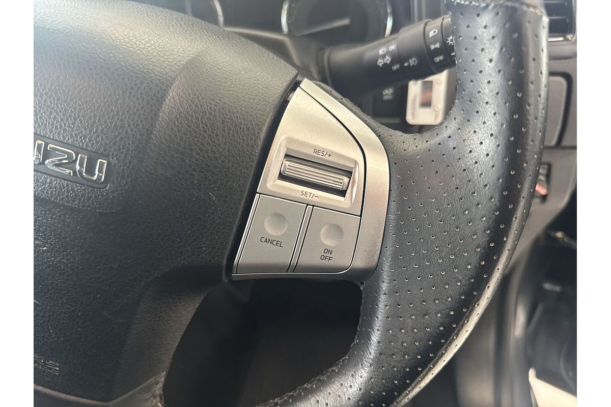 2018 Isuzu MU-X LS-T