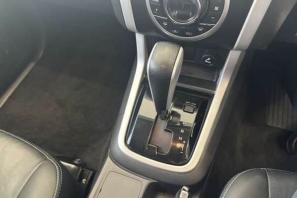 2018 Isuzu MU-X LS-T