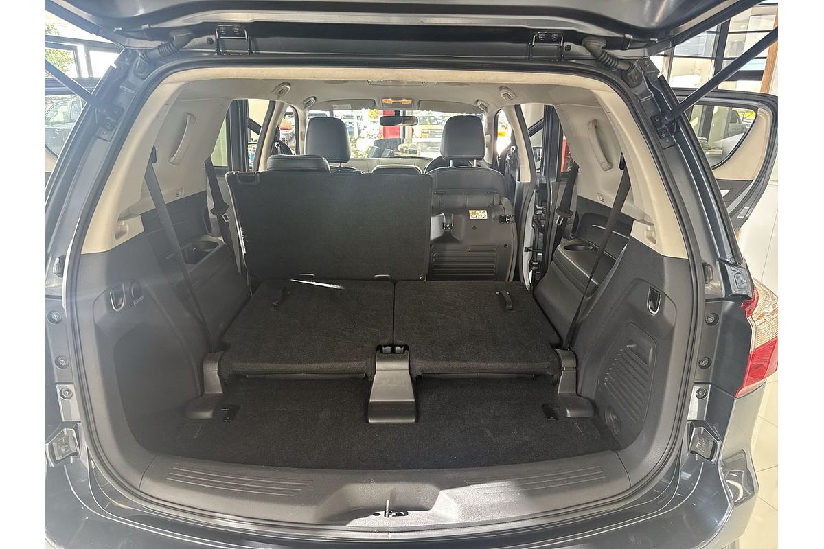 2018 Isuzu MU-X LS-T