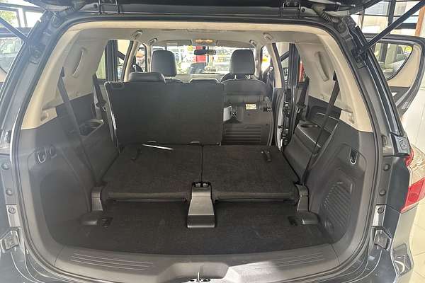 2018 Isuzu MU-X LS-T