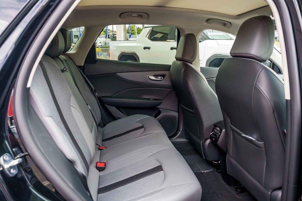 2025 MG MGS5 EV Essence 62 ZS3EM