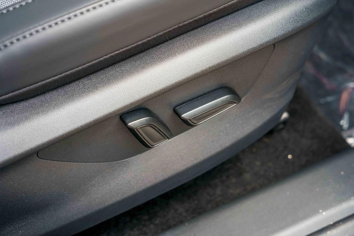 2025 MG MGS5 EV Essence 62 ZS3EM