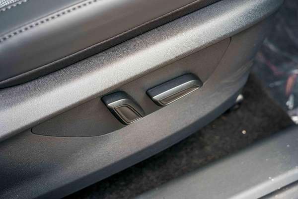 2025 MG MGS5 EV Essence 62 ZS3EM