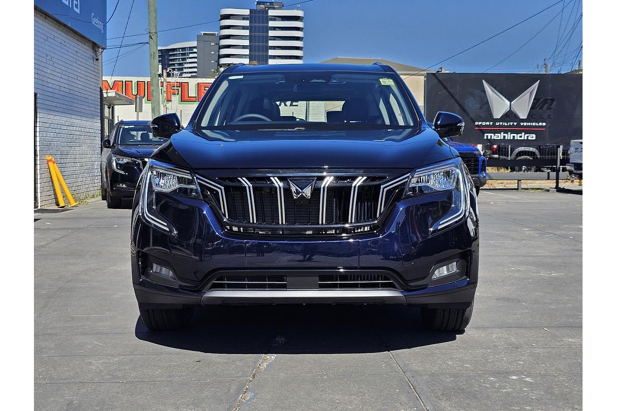 2025 Mahindra XUV700 AX7L