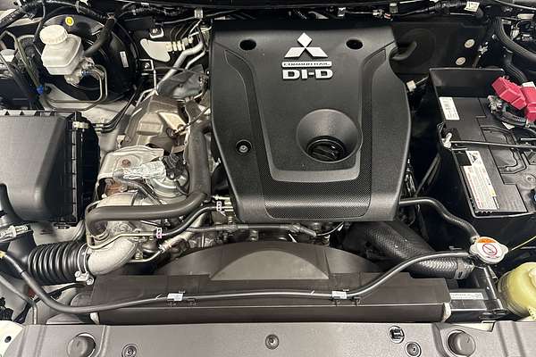 2019 Mitsubishi Triton GLS Premium MR 4X4