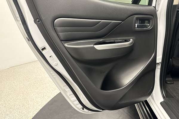 2019 Mitsubishi Triton GLS Premium MR 4X4