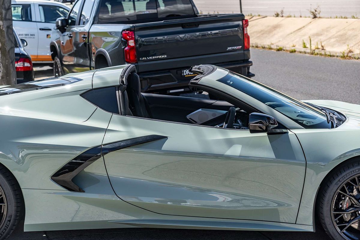 2024 Chevrolet Corvette Stingray 2LT C8