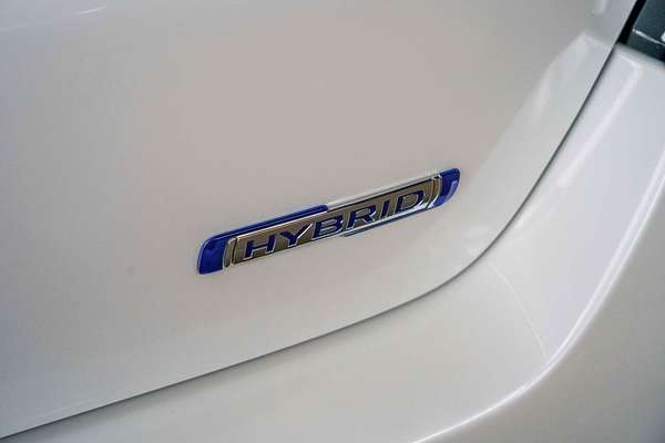 2025 Suzuki Swift Hybrid UZ