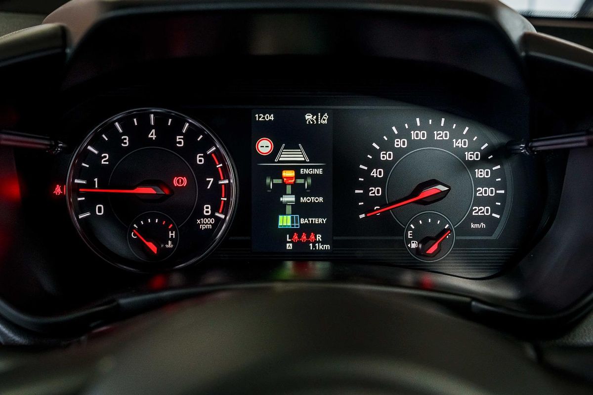 2025 Suzuki Swift Hybrid UZ