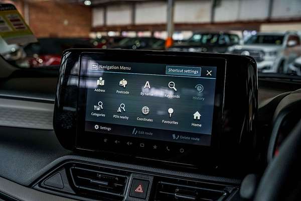 2025 Suzuki Swift Hybrid UZ