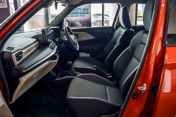 2025 Suzuki Swift Hybrid GLX UZ