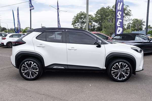 2022 Toyota Yaris Cross Urban MXPB10R