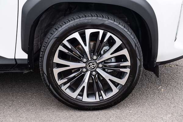 2022 Toyota Yaris Cross Urban MXPB10R